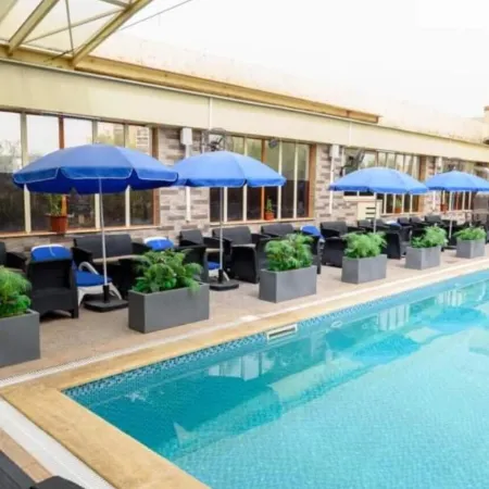 LB Suites Hotel