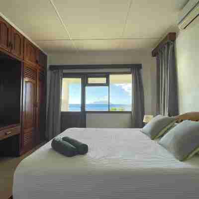 Beach View Villa - Beauvallon Villas Rooms