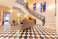 Casa Danubio Near Reforma by VH