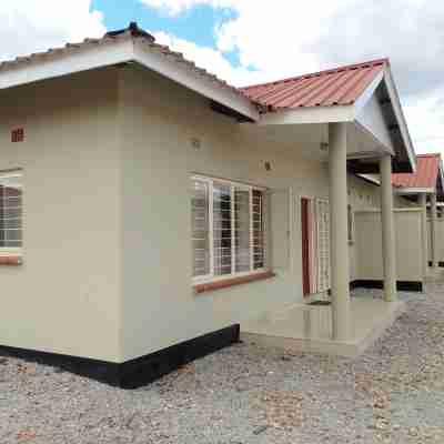 Kulu Lodge Apartments Hotel Exterior