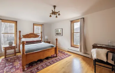 Condor by AvantStay Gorgeous Mountain Home w Hot Tub Sauna