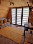 Bucovina-a-framehouse-hottub-fireplace-patio-wifi