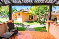 Marenaz Hotel Hotels in Parrita