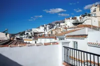 La Tienda Nueva Hotels in Competa