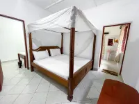 Diani Campsite and Cottages - balcon