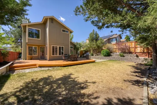 Cozy 3Br Reno Home · Spring Outdoor Living