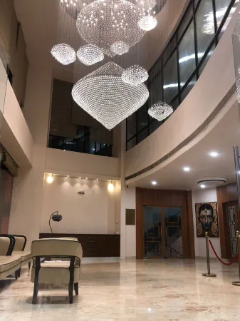 Oasis Suites Отели в г. Дхарвад