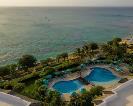 ビーチ ビュー ドゥランツのホテル