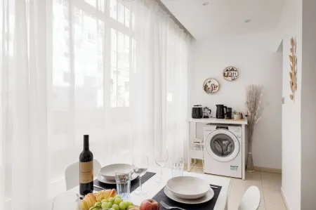 Luz & Mar at Coastal Oeiras