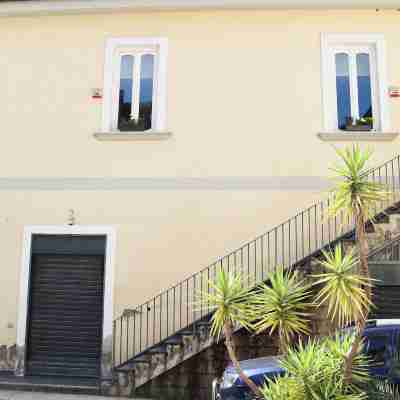 All'Ombra Della Reggia Hotel Exterior