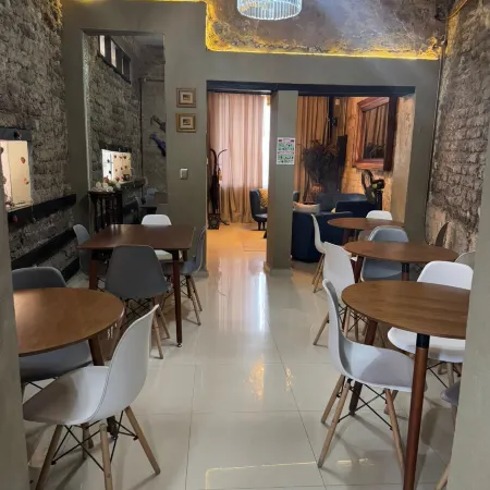 Adhoc Boutique Barrio Antiguo