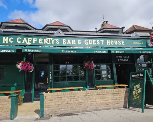 McCafferty's Guesthouse Ilford Hotels near Hainault