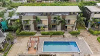 Alaya Stays Imperial Calista 4-BHK with Common Pool & Garden Near Karla Cavs and Bhushi DAM - ヴィラ