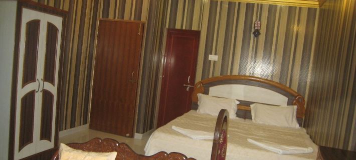 Kedareswar B&B Hotels in Varanasi