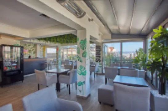 Athens Way Pop Art Hotel