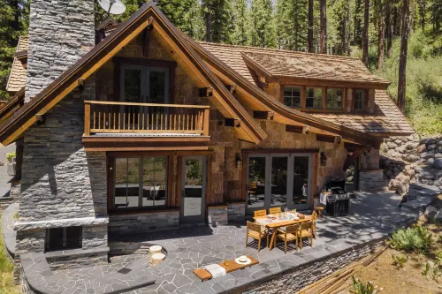 Hunter by AvantStay Riverfront Cabin w Prvt Cottage 5Mins from Palisades