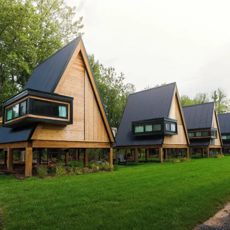 Finger Lakes Treehouse Hotels in Wayne County
