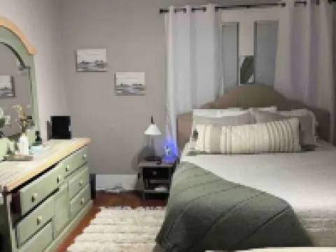 Spring Stone House Escape- Sleeps 10 Hotels in Mena