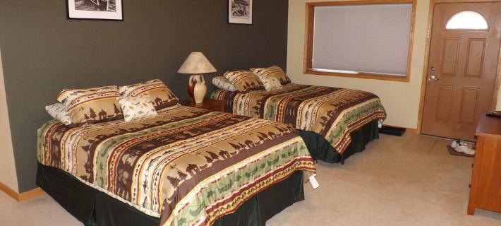# 1 Lakeside Hotels in Ashland County
