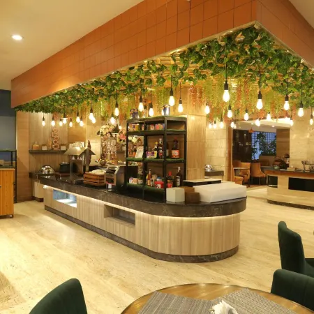 SK Klyde Grand Hotel