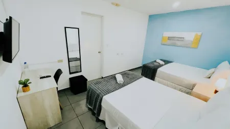 La Ruta Hotel Corporativo Отели рядом с достопримечательностью «Парк Панчо Лара»