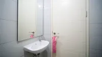 Nice and Comfy Studio at Supermall Mansion Apartment
