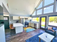 Explore Munising Alger Falls Hotels in Munising Township