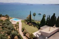 Eretria Luxurious Seafront Villa - Pemandangan Pantai