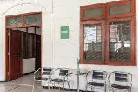 Mono Coliving Kertajaya Syariah, SBY - 2 estrellas