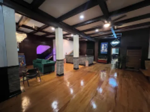 法倫酒店 克林頓縣酒店