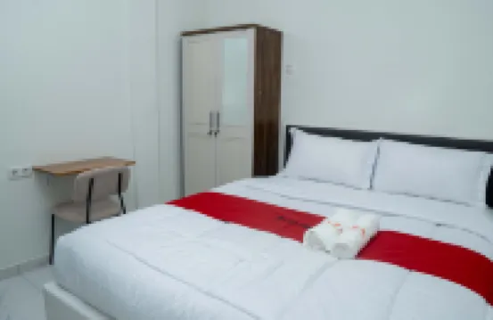 KAZA GUEST HOUSE SYARIAH PURNAMA Hotel dekat Museum Kalimantan Barat