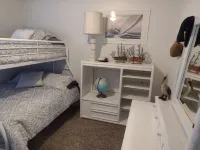 Cozy 2-bedroom apartment in enchanting Elk Ridge with AC, WiFi cottage feel