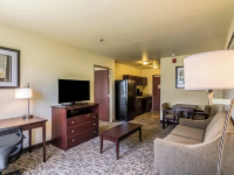 Cobblestone Inn & Suites - Barron Hotels in Barron County