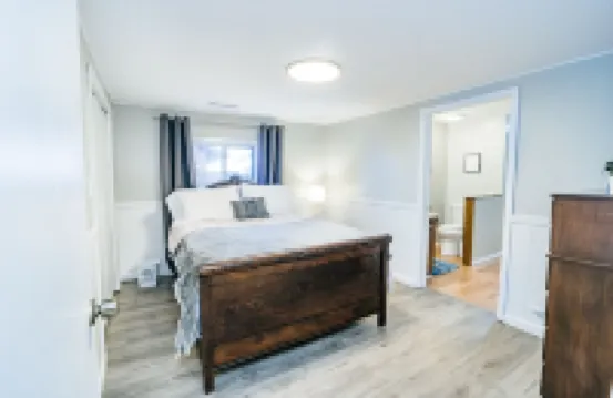 All Season Cottage on Manistee Lake