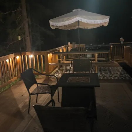 Secluded riverfront RV 7 Miles from Glacier National Park!