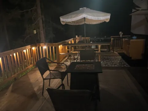 Secluded riverfront RV 7 Miles from Glacier National Park!