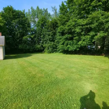 Cozy Loft steps from VT Downtown