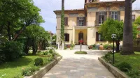 Villa Elide-Whole Historical residence, GARDEN 7/8 people