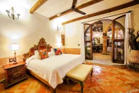 LUXURIOUS "HACIENDA ANTIGUA" - FEATURED ON TRAVEL SHOW,  'A SENSE OF PLACE'