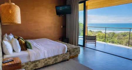 Casa Magnifique - 3 Bedroom Oceanview Villa. Beautiful Sunsets