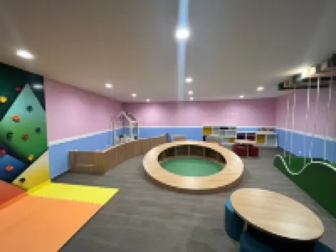 Luxury apartment in San Jose with A/C and Free Parking