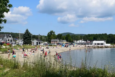 Maine Midcoast Vacation at Lincolnville Beach