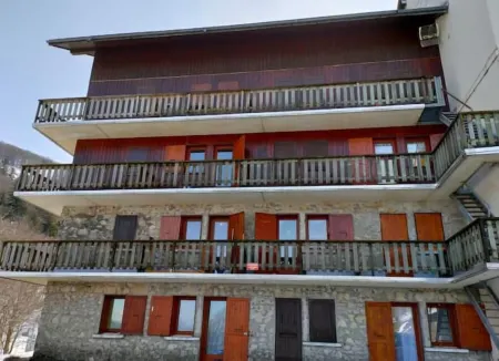 Studio Chaleureux Pour 4 Personnes au Pied des Pistes du Col de Rousset Отели в г. Дром