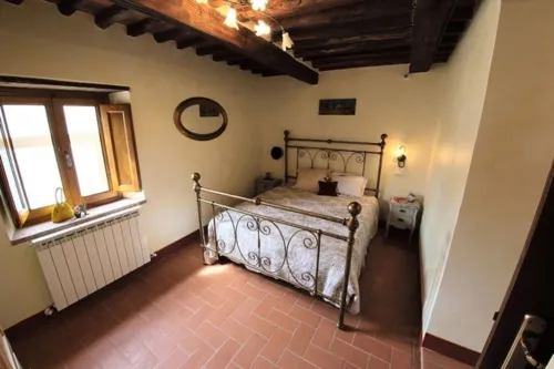 Rustic renovated, with every modern comfort, private pool and garden