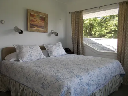 Classic Catskills Estate,  Amazing Location!