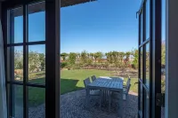 Villa w Electric Charging & Parking - Villas