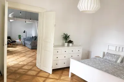 A renovated old-fashioned apartment full of light 5 min from the Charles Bridge.
