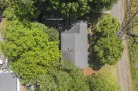 3BR Cherrydale Retreat Pet-Friendly Near Downtown Hotels in Sans Souci