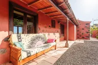 Casa Rural Los Draguitos, private pool and sea view