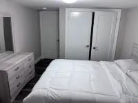 Specious 3 bedroom house near all amenities +  WiFi, modern kitchen, and clean